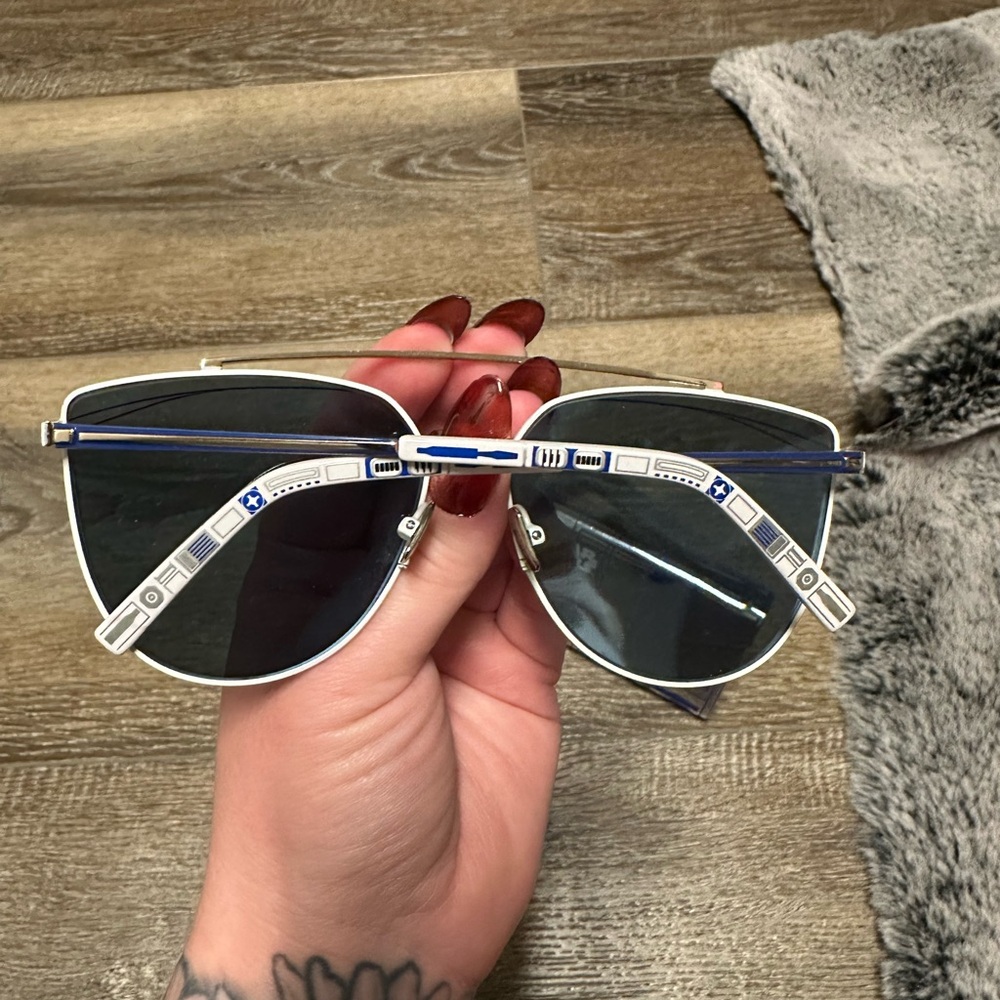 Diff Eyewear Silver Sunglasses - image 3